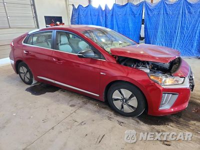 Czwarte zdjęcie samochodu z boku: 2020 HYUNDAI IONIQ SE VIN:KMHC75LC3LU242592 - miniatura