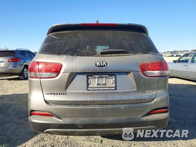 Zdjęcie 6 z 14 samochodu: 2017 KIA SORENTO LX VIN:5XYPG4A35HG284712 - miniatura