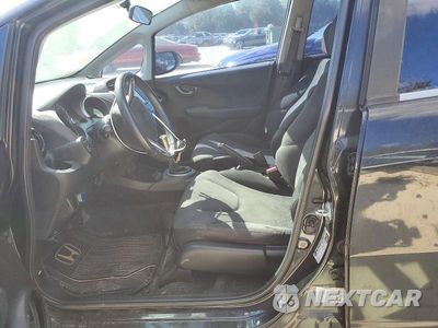 Zdjęcie 7 z 12 samochodu: 2009 HONDA FIT SPORT VIN:JHMGE87499S015359 - miniatura