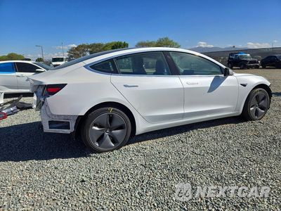 Trzecie zdjęcie samochodu z tyłu: 2020 TESLA MODEL 3 VIN:5YJ3E1EA2LF632607 - miniatura