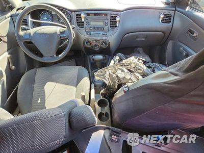 Zdjęcie 8 z 12 samochodu: 2006 KIA RIO BASE VIN:KNADE123466102226 - miniatura