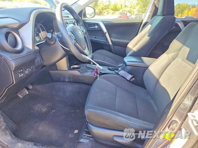 Zdjęcie 7 z 12 samochodu: 2015 TOYOTA RAV4 XLE VIN:JTMRFREV2FD168173 - miniatura
