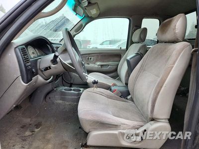 Zdjęcie 7 z 12 samochodu: 2004 TOYOTA TACOMA BASE VIN:5TEVL52N34Z313858 - miniatura