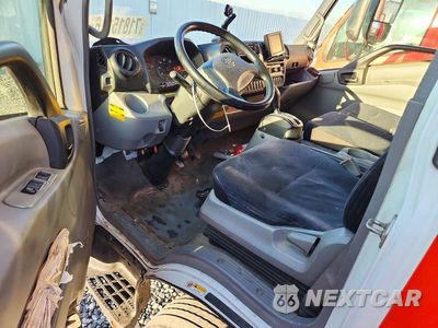 Zdjęcie 8 z 13 samochodu: 2018 HINO 195 BOX TRUCK VIN:JHHSDM2H3JK006241 - miniatura