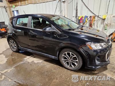 Czwarte zdjęcie samochodu z boku: 2017 CHEVROLET SONIC LT VIN:1G1JD6SH3H4109354 - miniatura