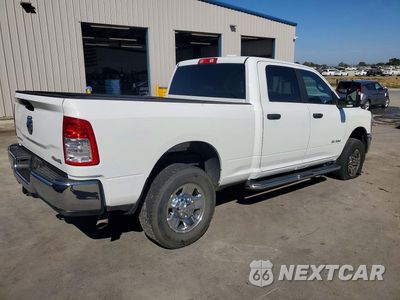 Trzecie zdjęcie samochodu z tyłu: 2024 RAM 2500 BIG HORN VIN:3C6UR5DJ5RG354569 - miniatura