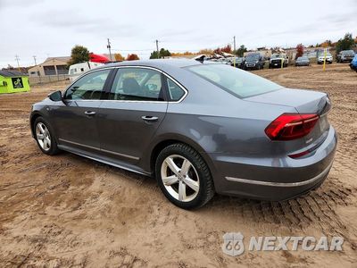 Drugie zdjęcie samochodu z przodu: 2017 VOLK PASSAT R-L VIN:1VWDT7A32HC019246 - miniatura