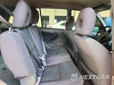 Zdjęcie 21 z 26 samochodu: 2003 TOYOTA RAV4 BASE VIN:JTEGH20V930118398 - miniatura