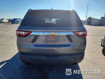 Zdjęcie 6 z 13 samochodu: 2019 CHEVROLET TRAVERSE LS VIN:1GNERFKW7KJ147324 - miniatura