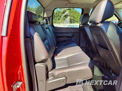 Zdjęcie 10 z 12 samochodu: 2011 CHEVROLET SILVERADO K1500 LT VIN:3GCPKSE37BG257940 - miniatura