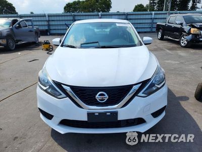 Piąte zdjęcie samochodu w środku: 2018 NISSAN SENTRA S VIN:3N1AB7AP5JY332450 - miniatura