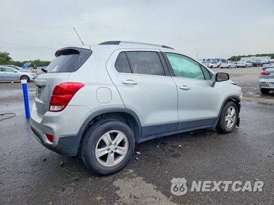Trzecie zdjęcie samochodu z tyłu: 2019 CHEVROLET TRAX 1LT VIN:KL7CJLSB3KB960542 - miniatura