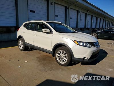 Czwarte zdjęcie samochodu z boku: 2018 NISSAN ROGUE SPORT SV VIN:JN1BJ1CP8JW192189 - miniatura