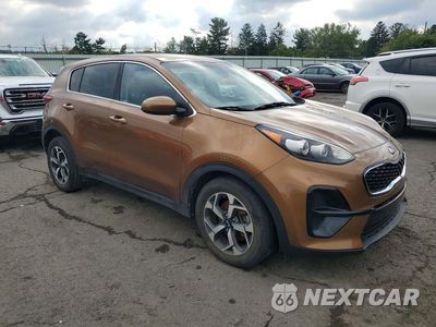 Czwarte zdjęcie samochodu z boku: 2021 KIA SPORTAGE LX VIN:KNDPM3AC3M7885255 - miniatura