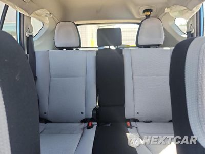 Zdjęcie 10 z 13 samochodu: 2018 TOYOTA RAV4 XLE VIN:JTMWFREV8JD115361 - miniatura