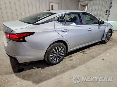 Trzecie zdjęcie samochodu z tyłu: 2026 NISSAN ALTIMA SV VIN:1N4BL4DWXTN314807 - miniatura