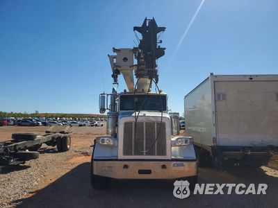 Piąte zdjęcie samochodu w środku: 2014 PETERBILT 367 CRANE TRUCK VIN:1NPTX4TX2ED227983 - miniatura