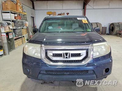 Piąte zdjęcie samochodu w środku: 2011 HONDA PILOT LX VIN:5FNYF4H27BB069495 - miniatura