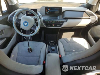 Zdjęcie 8 z 12 samochodu: 2014 BMW I3 BEV VIN:WBY1Z2C55EV283999 - miniatura
