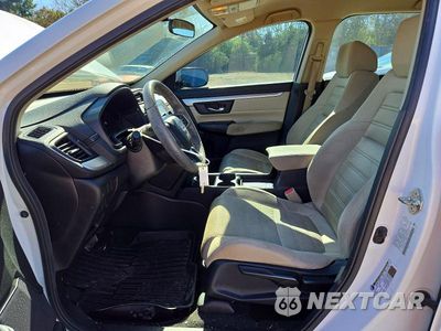 Zdjęcie 7 z 13 samochodu: 2017 HONDA CR-V LX VIN:2HKRW5H35HH400913 - miniatura