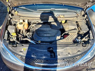 Zdjęcie 7 z 10 samochodu: 2017 CHRYSLER PACIFICA LIMITED VIN:2C4RC1GG2HR599430 - miniatura