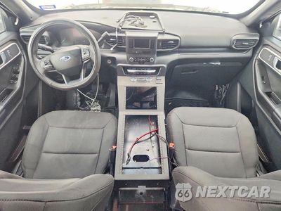 Zdjęcie 8 z 13 samochodu: 2022 FORD EXPLORER POLICE INTERCEPTOR VIN:1FM5K8AB9NGC06829 - miniatura