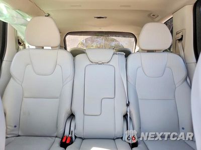 Zdjęcie 10 z 13 samochodu: 2022 VOLVO XC90 T5 MOMENTUM VIN:YV4102PK1N1804460 - miniatura