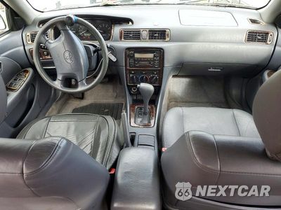 Zdjęcie 8 z 13 samochodu: 2000 TOYOTA CAMRY LE V6 VIN:JT2BF22K8Y0261415 - miniatura