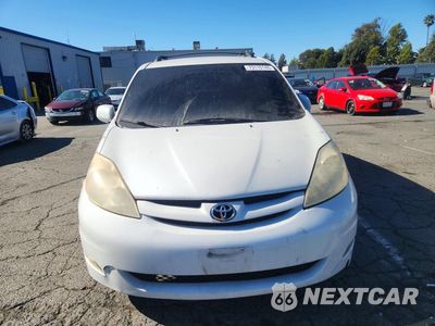 Piąte zdjęcie samochodu w środku: 2007 TOYOTA SIENNA XLE VIN:5TDZK22C37S098436 - miniatura