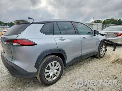 Trzecie zdjęcie samochodu z tyłu: 2026 TOYOTA COROLLA CROSS L VIN:7MUAAAAG1TV171866 - miniatura