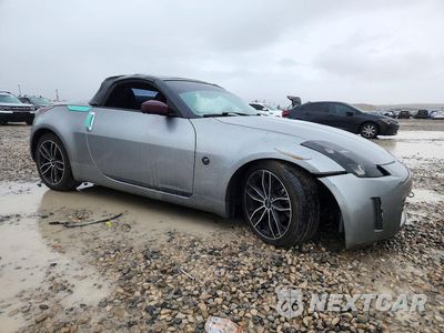 Czwarte zdjęcie samochodu z boku: 2004 NISSAN 350Z ENTHUSIAST VIN:JN1AZ36A04T000650 - miniatura
