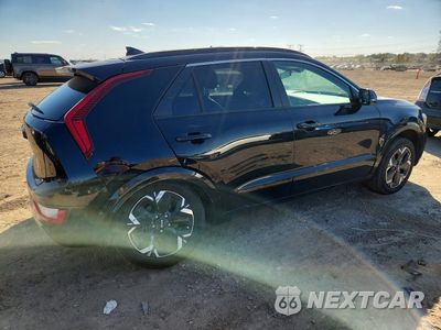 Trzecie zdjęcie samochodu z tyłu: 2023 KIA NIRO WIND VIN:KNDCR3L19P5048117 - miniatura