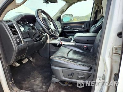 Zdjęcie 7 z 12 samochodu: 2017 RAM 2500 LARAMIE VIN:3C6UR5FL6HG767386 - miniatura