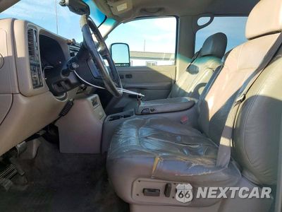 Zdjęcie 7 z 12 samochodu: 2002 CHEVROLET SILVERADO K2500 HEAVY DUTY VIN:1GCHK23152F162283 - miniatura