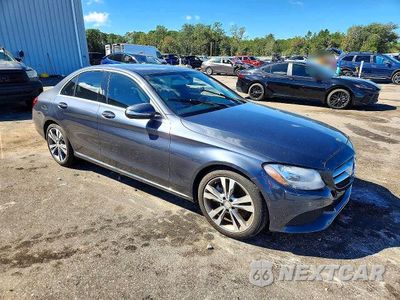 Czwarte zdjęcie samochodu z boku: 2015 MERCEDES-BENZ C 300 VIN:55SWF4JB0FU076424 - miniatura