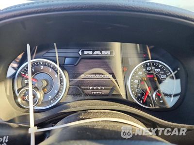 Zdjęcie 9 z 13 samochodu: 2023 RAM 1500 LARAMIE VIN:1C6SRFJT7PN563741 - miniatura