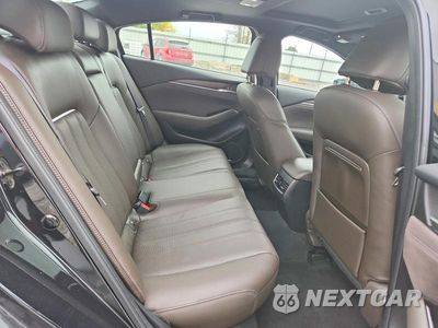 Zdjęcie 10 z 12 samochodu: 2018 MAZDA 6 SIGNATURE VIN:JM1GL1XY2J1325560 - miniatura