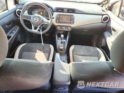Zdjęcie 8 z 12 samochodu: 2020 NISSAN VERSA SV VIN:3N1CN8EV4LL915994 - miniatura