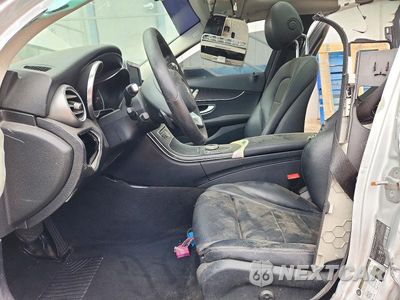 Zdjęcie 7 z 12 samochodu: 2017 MERCEDES-BENZ C 300 VIN:55SWF4JB6HU232551 - miniatura