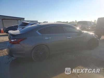 Trzecie zdjęcie samochodu z tyłu: 2018 NISSAN ALTIMA 2.5 SR VIN:1N4AL3AP6JC196850 - miniatura