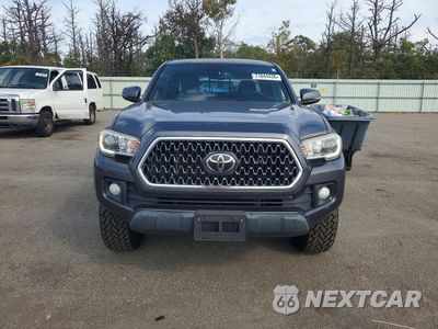 Piąte zdjęcie samochodu w środku: 2019 TOYOTA TACOMA TRD OFF-ROAD VIN:3TMDZ5BN1KM068031 - miniatura