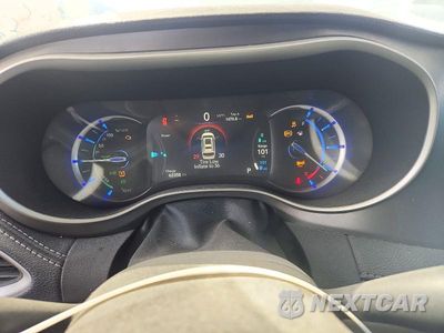 Zdjęcie 9 z 14 samochodu: 2024 CHRYSLER PACIFICA HYBRID SELECT VIN:2C4RC1S72RR130850 - miniatura