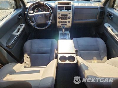 Zdjęcie 8 z 13 samochodu: 2010 FORD ESCAPE XLT VIN:1FMCU9DGXAKC24939 - miniatura
