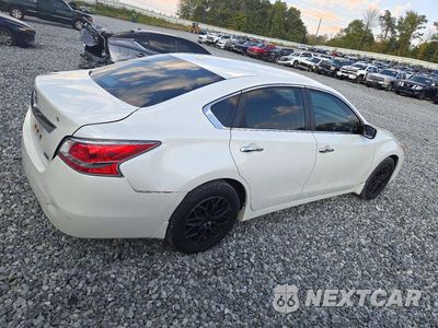 Trzecie zdjęcie samochodu z tyłu: 2014 NISSAN ALTIMA 2.5 S VIN:1N4AL3AP7EC424649 - miniatura