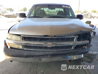 Piąte zdjęcie samochodu w środku: 1999 CHEVROLET SILVERADO C1500 VIN:2GCEC19V4X1226428 - miniatura