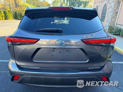 Zdjęcie 6 z 15 samochodu: 2021 TOYOTA HIGHLANDER XLE VIN:5TDGZRBH1MS557448 - miniatura