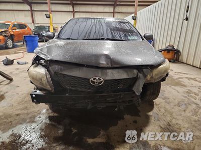 Piąte zdjęcie samochodu w środku: 2010 TOYOTA COROLLA S VIN:2T1BU4EE8AC255270 - miniatura