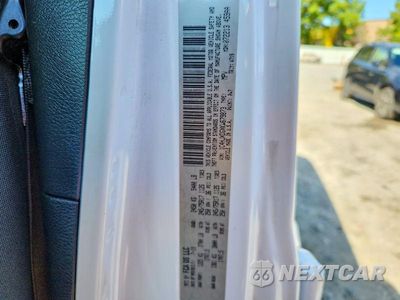 Zdjęcie 13 z 13 samochodu: 2019 JEEP WRANGLER UNLIMITED SPORT VIN:1C4HJXDGXKW679873 - miniatura