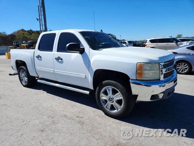 Czwarte zdjęcie samochodu z boku: 2013 CHEVROLET SILVERADO K1500 LT VIN:3GCPKSE75DG362272 - miniatura