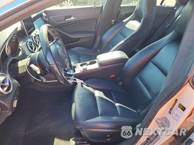 Zdjęcie 7 z 12 samochodu: 2015 MERCEDES-BENZ CLA 250 VIN:WDDSJ4EB6FN170436 - miniatura